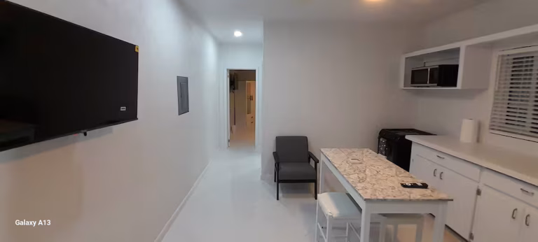 31658cae-6a25-428e-8977-d615608b9a8f
